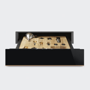 מגירת סומלייה שחורה ליינות מתצוגה